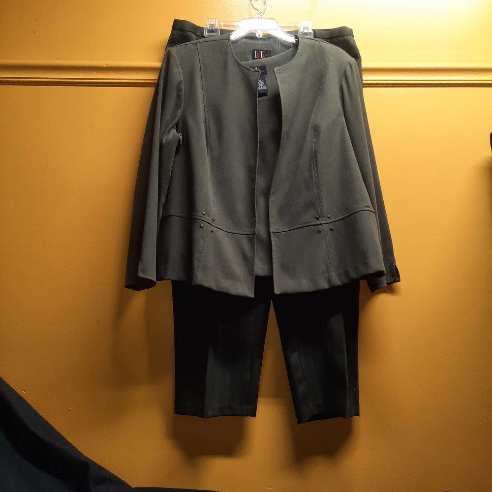 R & K Originals Brushed Olive Khaki Green 3-piece Blazer, Top and Pant set 22W